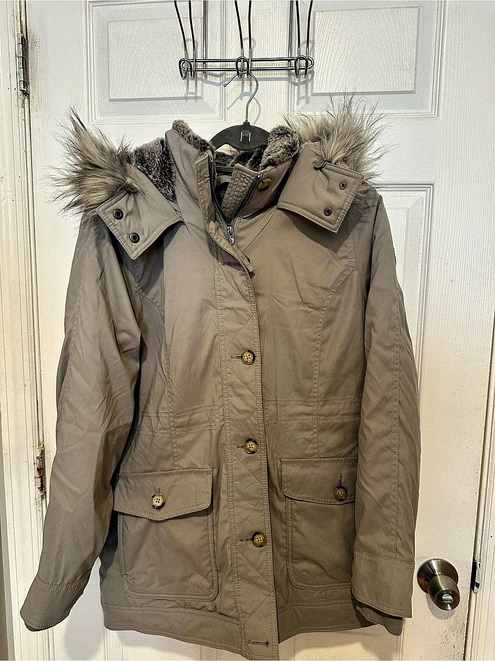 Hollister Faux Fur-Lined Parka Utility Jacket Gray Large
